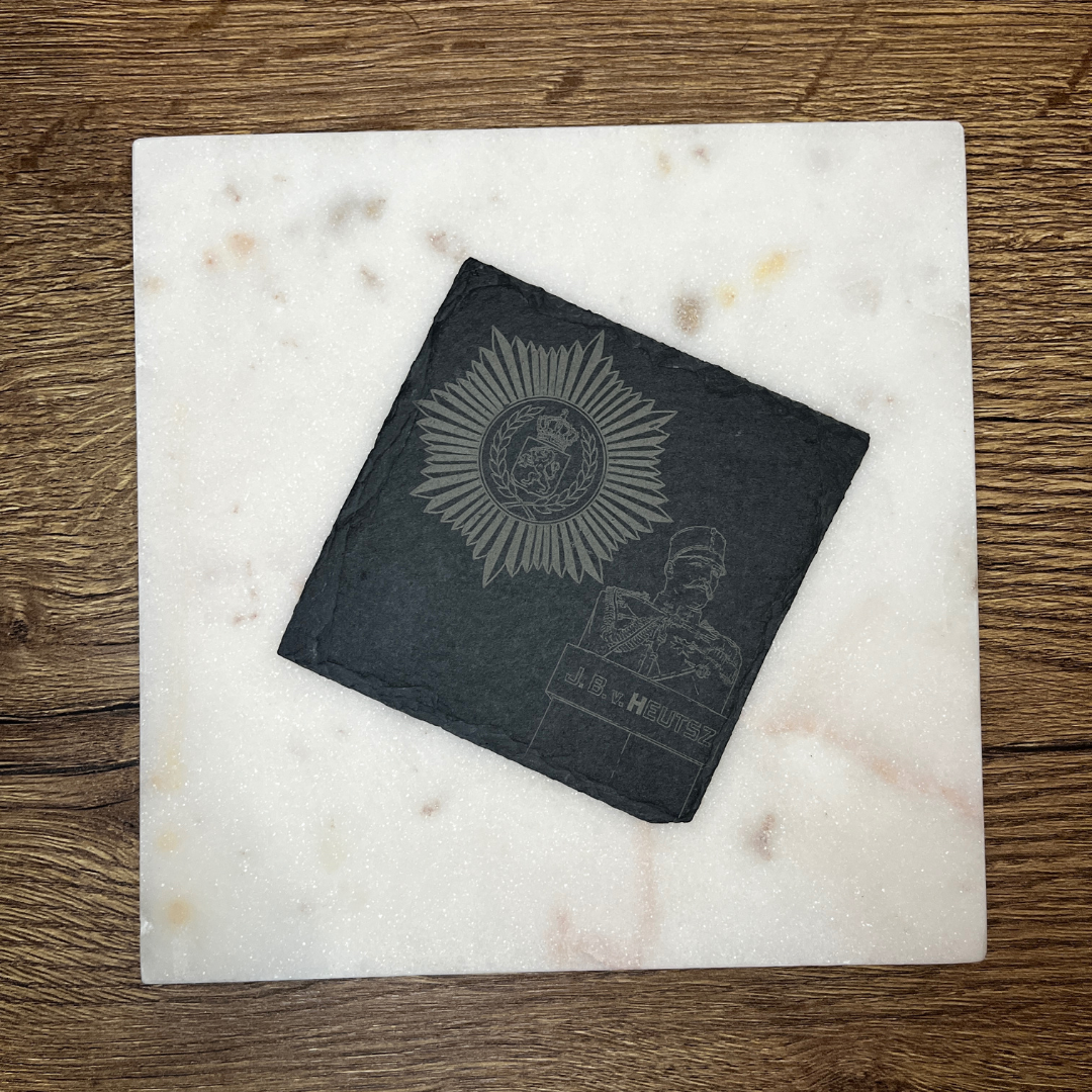 Eenheidstegel defensie met gravering – leisteen 10 × 10 cm